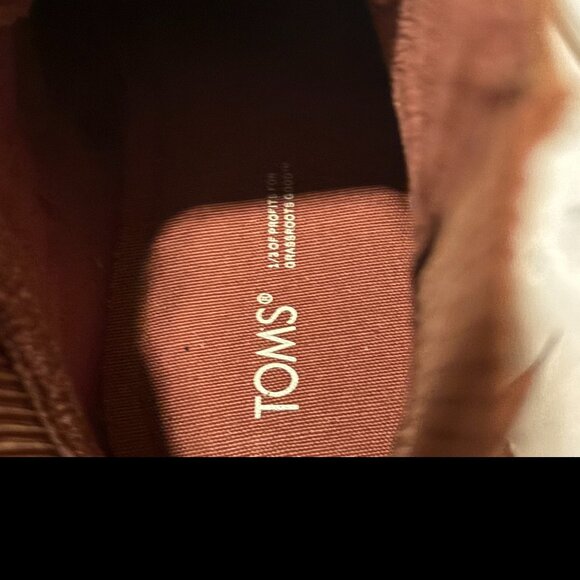 TOMS Frankie Oiled Nubuck Boots - Picture 8 of 8